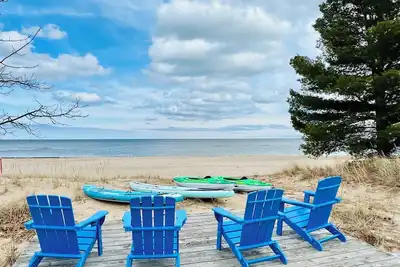 Image de Private Sandy Beach-Beach Volleyball-Game Room-Fire pit