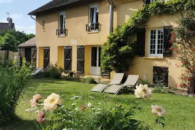Image de 4 Bedroom Private vacation home in Haravilliers