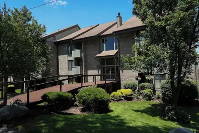 Image de Cozy 2br/2ba at Seven Springs Mtn Villas; sleeps 10 for ski, golf, play, relax!