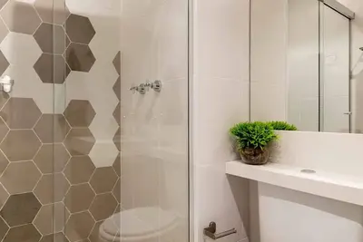 Charming Studio - Gru 2001