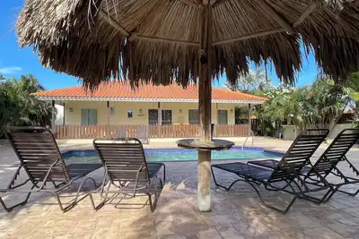 Private Villa 3bed/3. 5bath
