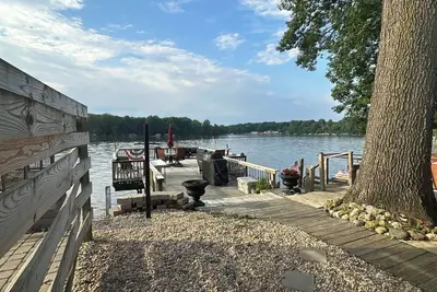 Image de Waterfront Lake Cottage \n