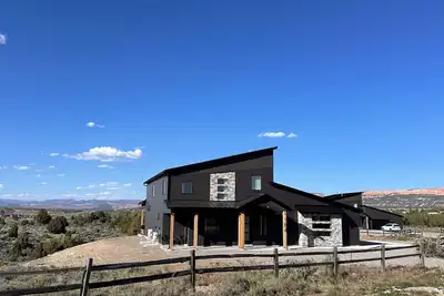 Image de The Meadow - Scenic Us-89, Zion & Bryce Canyon, Hot Tub, Starry Nights, Views