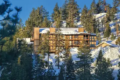 Luxurious 2br/2ba Suite Steps From Heavenly Mtn. Ski Lifts
