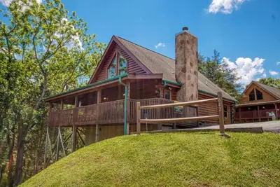 Image de Nearby stream & cozy hot tub - Bear Necessities