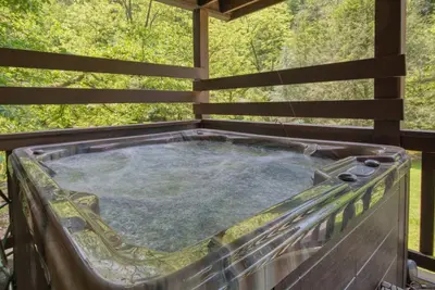Image de Play in the nearby stream! - Cabin in the Stream