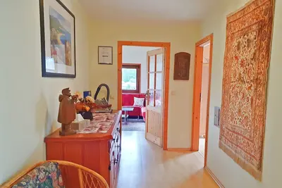 Image de Vacation apartment 95 sqm, for 2-5 pers. , 2 bedrooms, kitchen with dishwasher, spacious living room with balcony. Living room, balcony.