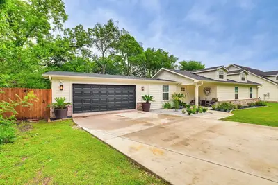 Image de Hot Tub! Family Haven 3 Mi to Lake Ray Roberts