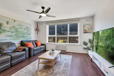 Image de Cozy 2-Bed Near Shops Transport & Attractions