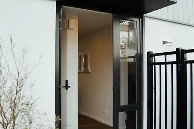 Image de New townhouse, 300m/4 min walk Te Kaha One New Zealand Stadium, car park, 2 bath