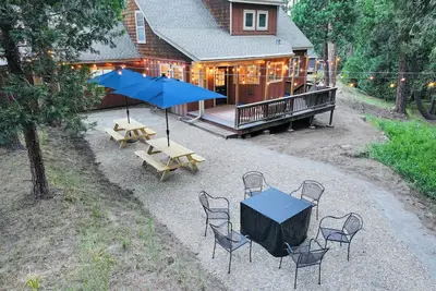 Image de Mountain Cabin, Mins from Pinecrest Lake and Dodge Ridge!