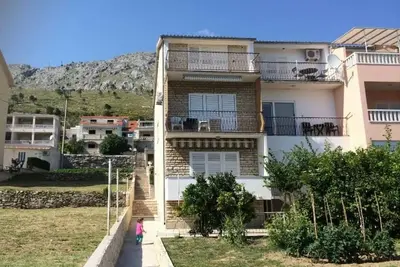Image de Appartement de deux chambres prés de la plage Duce, Omis (A-20081-a)