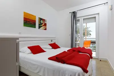 Image de Appartements de plage entièrement équipés avec son propre balcon