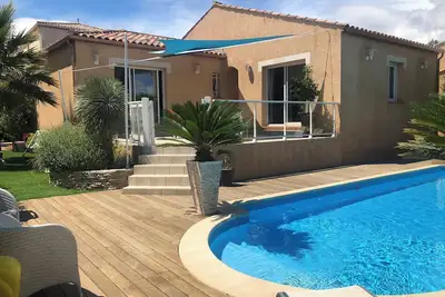 Image de Villa avec piscine chauffée privée et jardin à 15 minutes de la mer