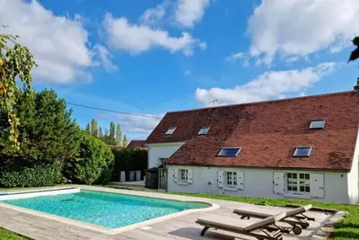 Image de 5 Bedroom Private vacation home in Montfey