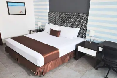 Image de Suite Matrimonial King and living Room at Vpx Hotel