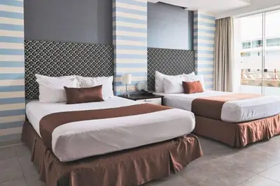 Image de Suite Matrimonial King and living Room at Vpx Hotel