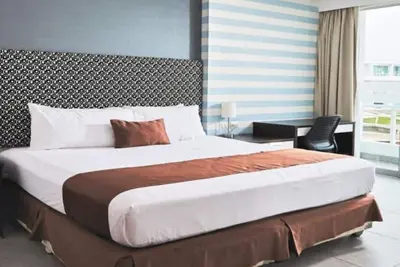 Image de Suite Matrimonial King and living Room at Vpx Hotel