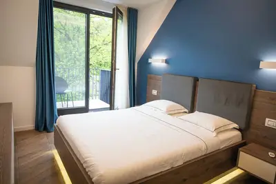 PoshSpot Apartments