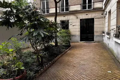 Image de Newly remodeled elegant apt near Eiffel Tower and rue Cler