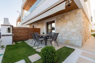 Image de Maison de vacances Nikiti pour 1 - 6 personnes avec 3 chambres à coucher - Maison de vacances