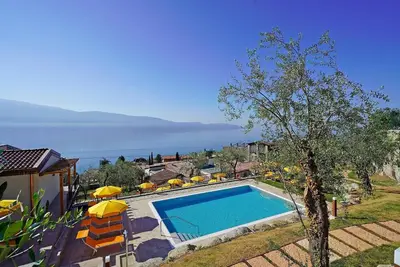 Image de Appartement de vacances Gargnano pour 4 personnes avec 4 chambres à coucher - Logement de vacances d