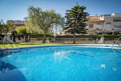 Image de Bonito Bungalow la Mata Torrevieja con Gran Piscina Barbacoa Patio Cerca Playa