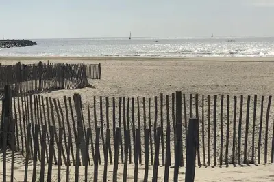 Image de Appt Carnon récent, 3 chambres, 50 m de la plage