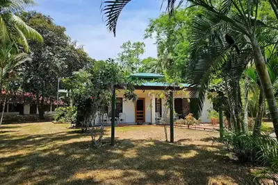 Image de villa sur le bord de la mer