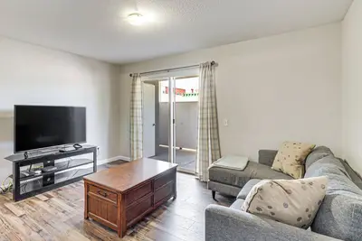 Image de 3 Mi to Downtown Reno: Charming Condo w/ Patio