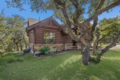 Image de Beautiful Cottage in Hollows Resort - Pools, Restaurant, Fitness, Pickle Ball, Hill Country Views