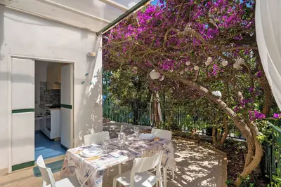 Image de 2 appartements de vacances 'Blue Green Apartments Amalfi Coast' avec vue sur mer