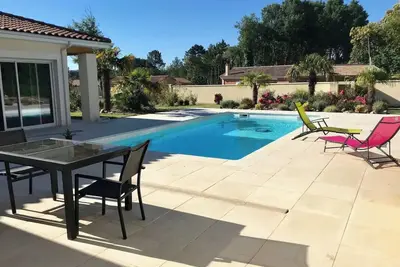 Image de Villa 210 m2 piscine