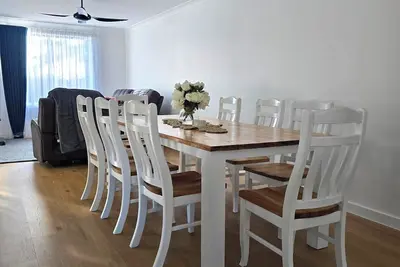 The Homestead in Forest Lake - Sleeps 8 - may include 1 Pet by request only.