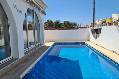 As056 Casa Amira a modern house with pool