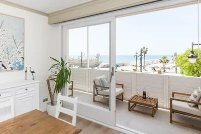 Image de Sitges Spaces Seaside Paradise-3 Cham. /2 Bains/Première Ligne Mer/Terrasse-8 Per