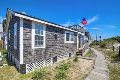 Image de Idyllic Plymouth Vacation Rental - Steps to Beach!