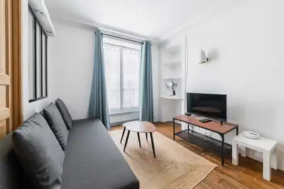 Image de 2 pieces confortable metro duroc - Paris 6 -4p