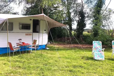 Image de Esprit camping chambre caravane de 1976/Beauval/Chambord/Cheverny/Chenonceau