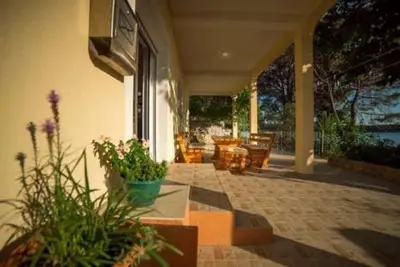 Image de Appartement de deux chambres prés de la plage Banjol, Rab (A-23210-c)