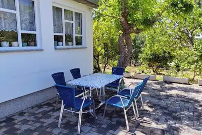 Image de Appartement de trois chambres avec la terrasse Barbat, Rab (A-23300-a)