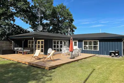 Charming summer house on a secluded plot