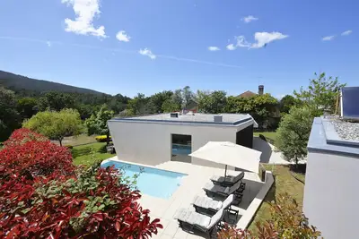 Image de Villa 276 - Sophisticated 3-bedroom villa in an exclusive wooded area near the coast