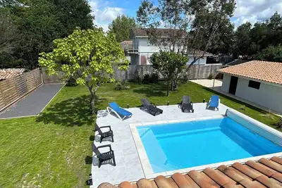 Image de Maison à 70m du Bassin\nVILLA Launa Gujan Mestras Meuble De Tourisme 4 Etoiles