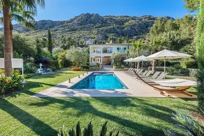 Image de Stunning, spacious, newly refurbished private villa near Pollenca, sleeps 10