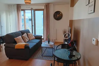Image de 1 bedroom apartment in stains