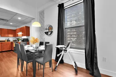 Ask about 20%Off~King Bd-Ny 25min~Sleep 8~Pool Tab