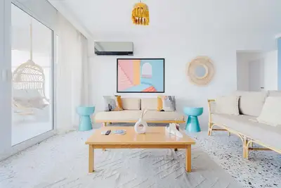 Image de Seaview Condo in Gleem - 205