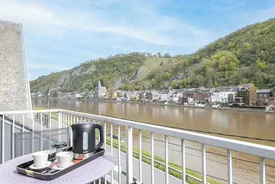 Image de Duplex 100 m², vue sur Meuse, terrasses et jardin