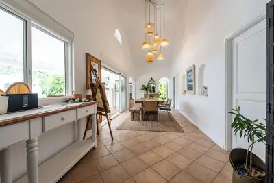 Image de Walk to the beach! Gated complex in Playa Bonita